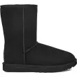 UGG Classic Short II damestøvle i sort ruskind, set fra siden