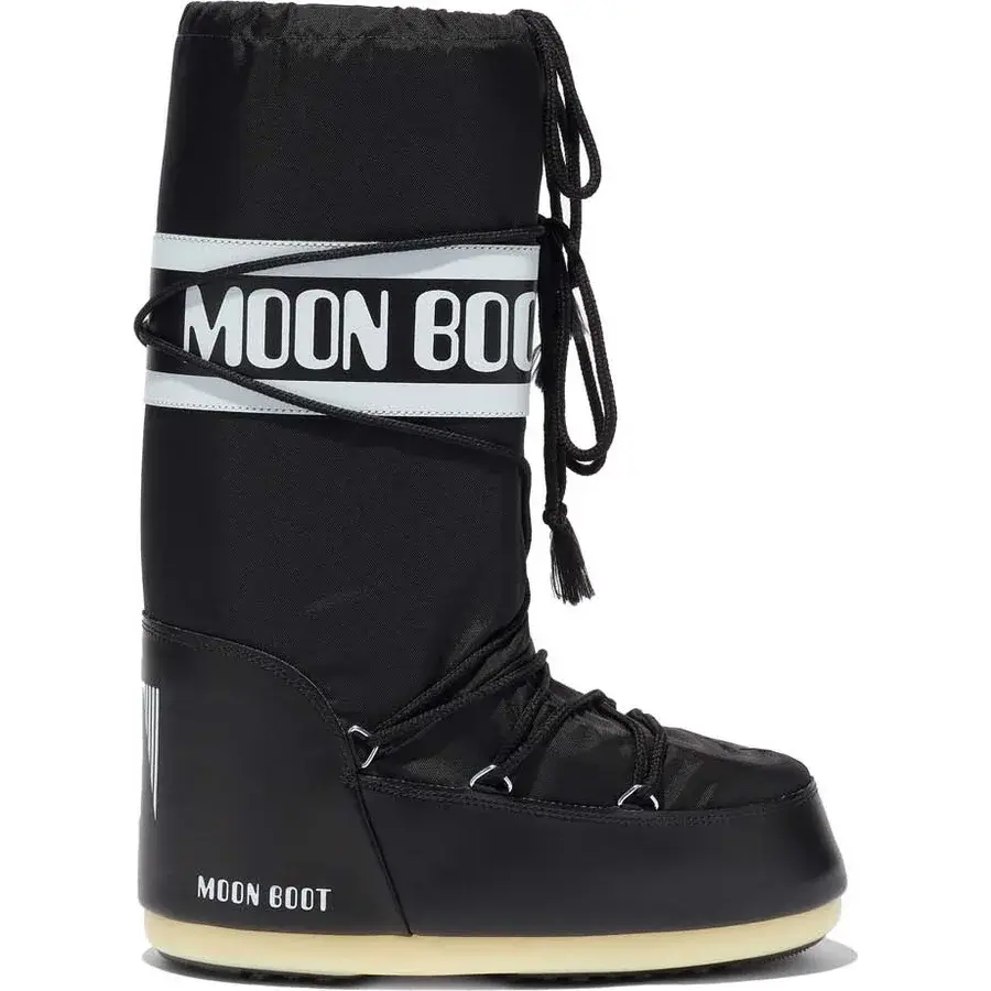 Moon Boot Icon Nylon i sort med hvidt logobånd og høj snøring, set fra siden